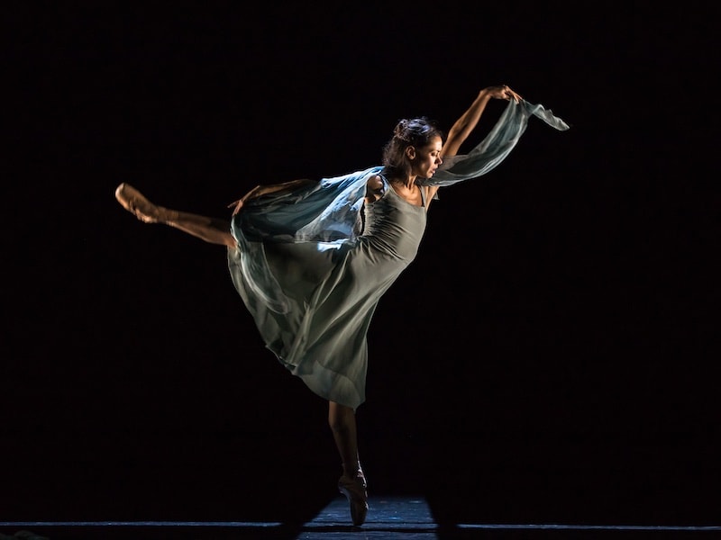 Le Scottish Ballet transforme "The Crucible" en magie de la danse au Kennedy Center