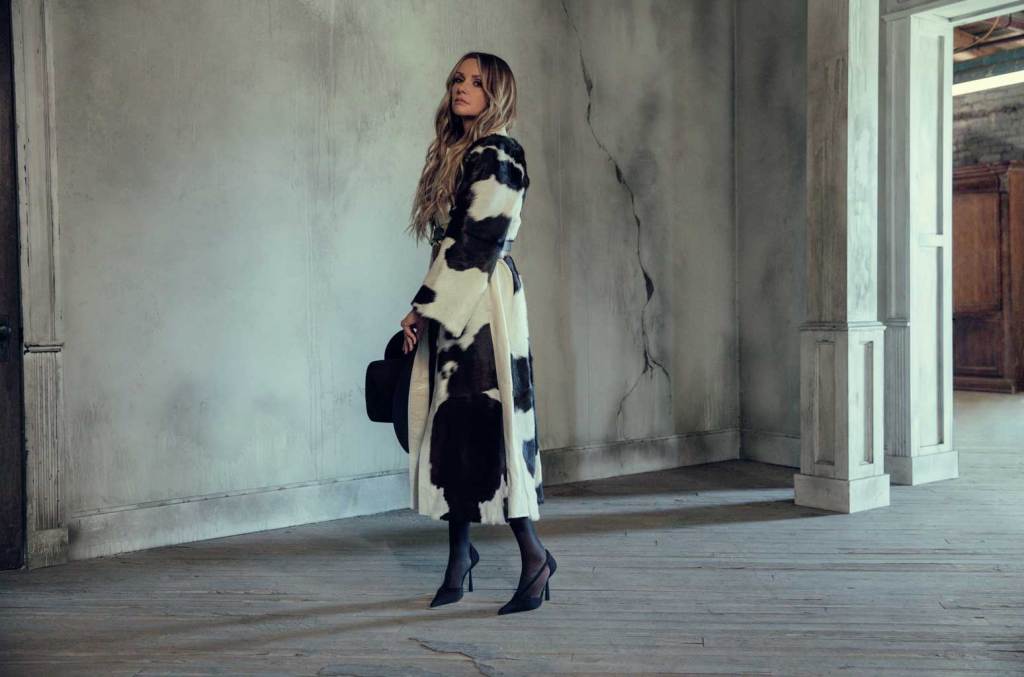 Comment Carly Pearce a enrôlé Chris Stapleton pour le déchirant "Nous ne nous battons plus"