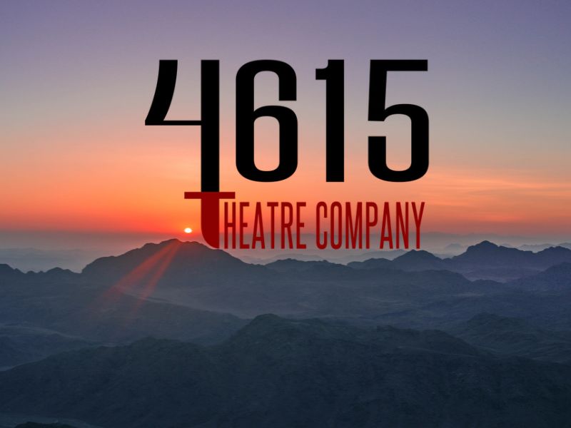 4615 Theatre Company au coucher du soleil à la fin de l'année