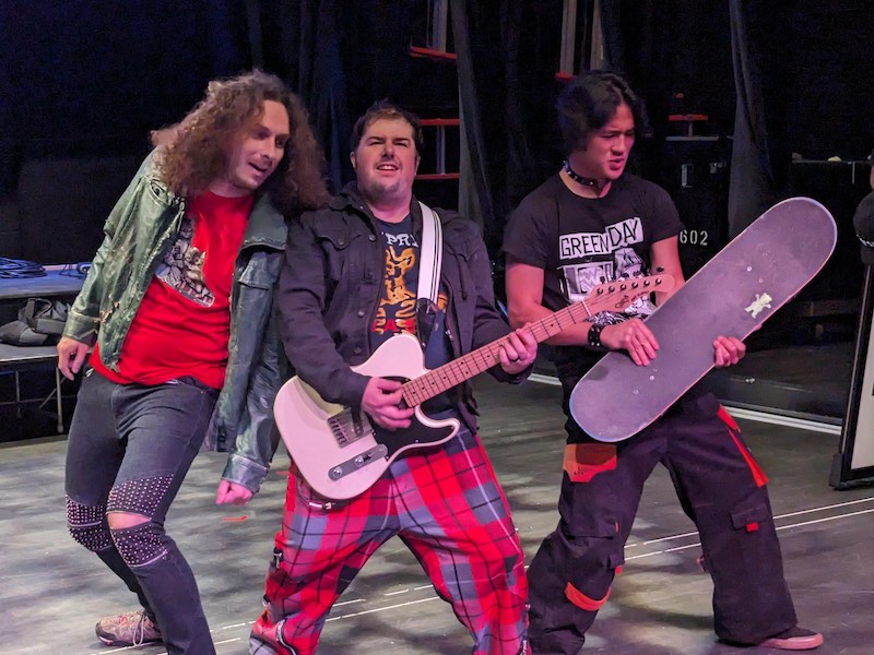 'American Idiot' fait vibrer les premiers pas de McLean Community Players
