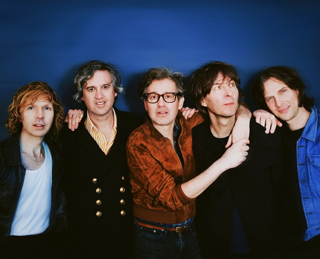 Beck & Phoenix terminent "Odyssey" au n ° 1 du tableau de diffusion alternative pour adultes