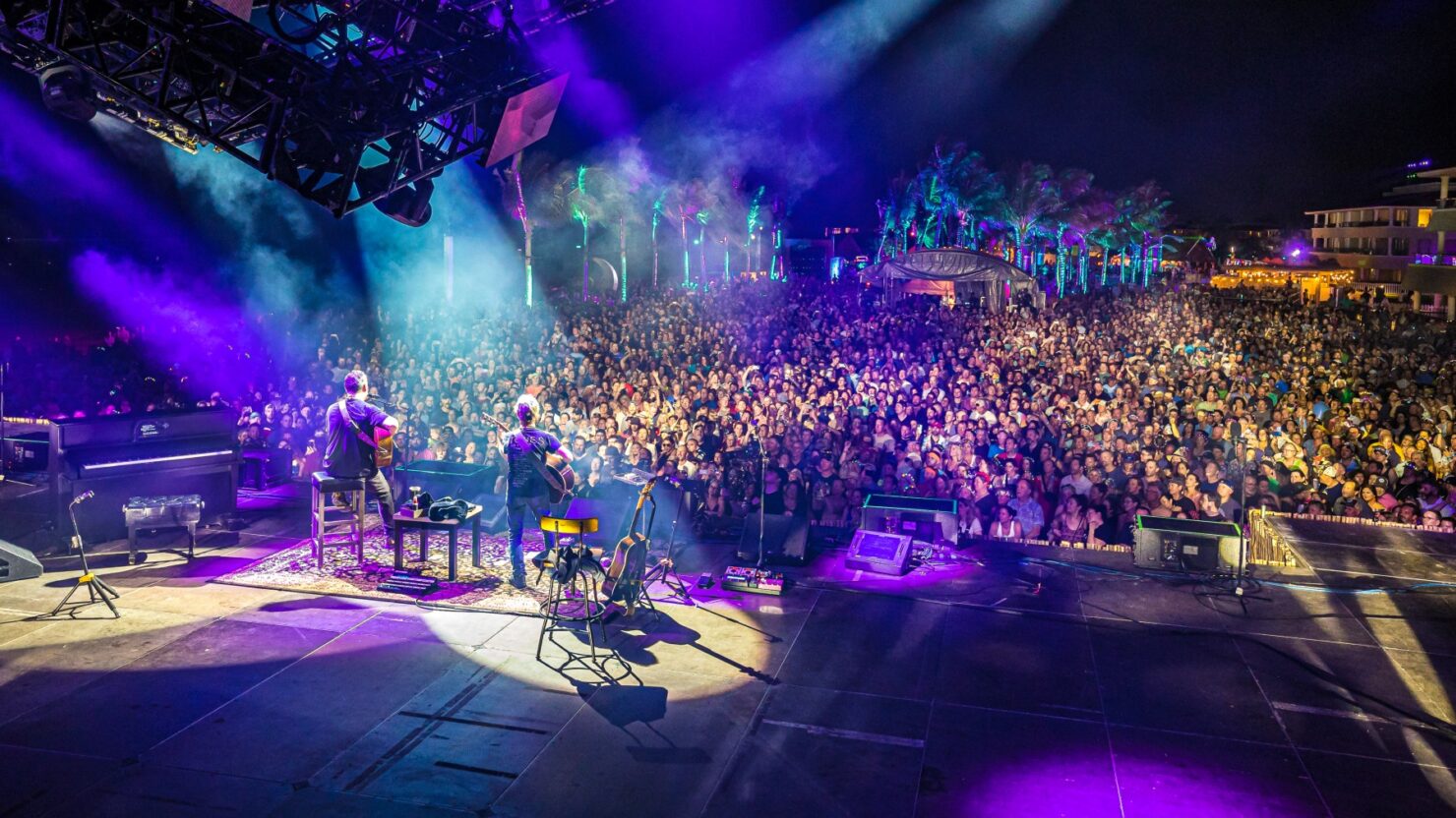 Dave Matthews et Tim Reynolds vont grand pour Fellow 2024 Riviera Maya Tête d'affiche