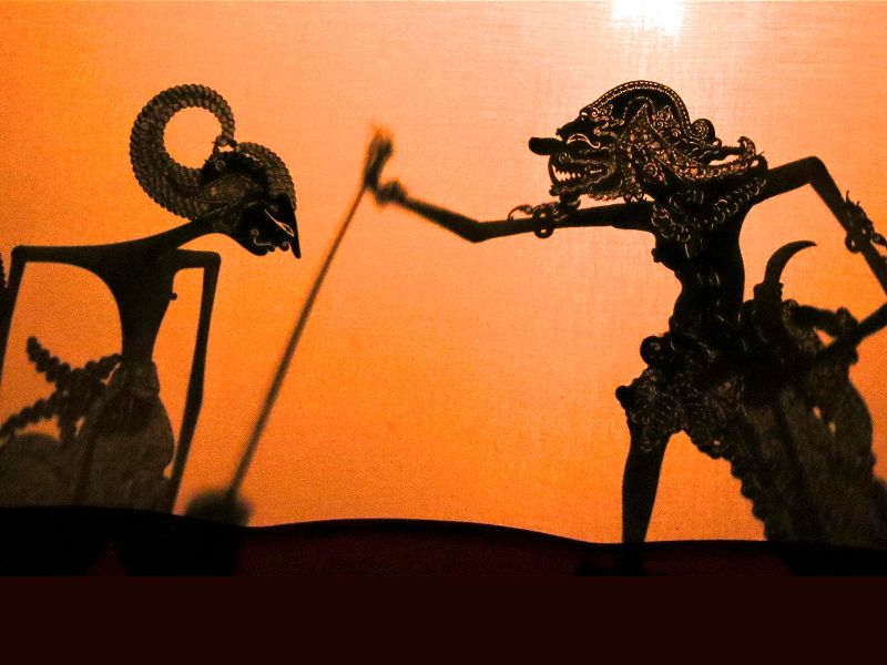 Revue Capital Fringe 2023 : 'Attack on Tunggorono' par Marc Hoffman (3 étoiles)