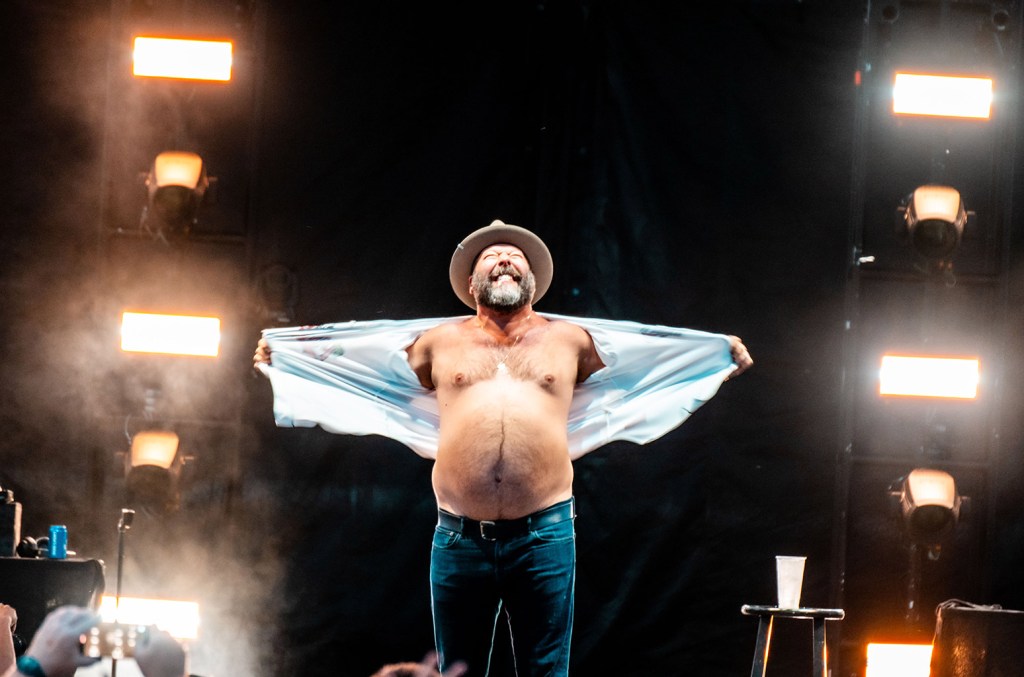 Bert Kreischer parle de sa tournée de rêve : le festival de comédie entièrement chargé, l'un des meilleurs spectacles de comédie en tournée de l'année