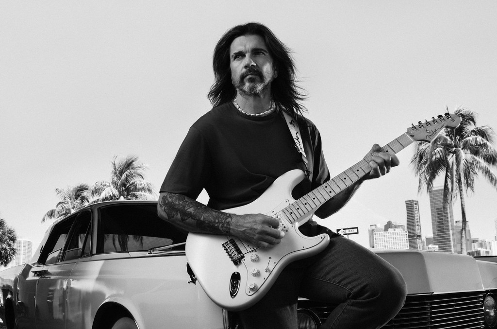 Juanes obtient sa propre guitare Fender Signature et plus de moments édifiants dans la musique latine