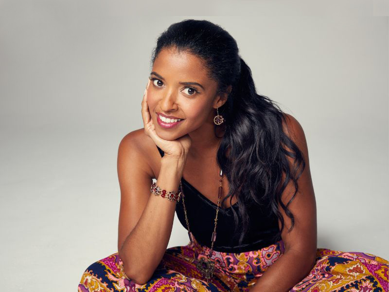 La star de la scène et de la télévision Renée Elise Goldsberry à propos de son prochain concert au GMU