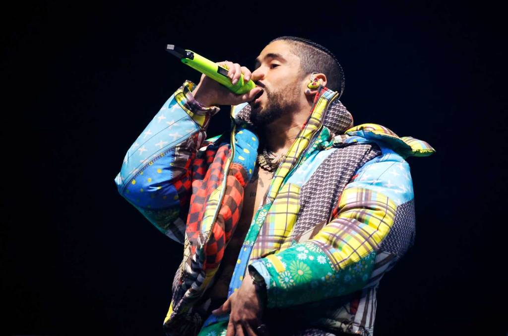 Bad Bunny lance un nouveau Reggaetón Banger 'Un Preview' : diffusez-le maintenant