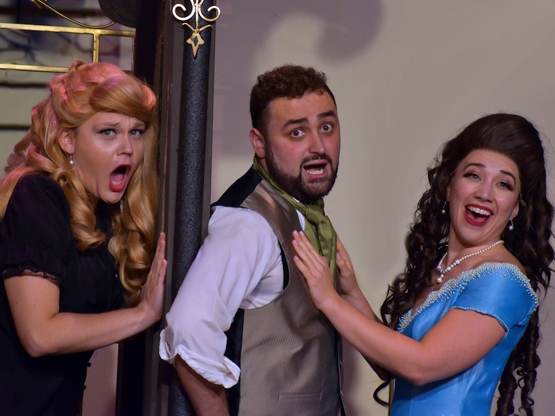 Snobisme, satire et chanson dans « Gentleman's Guide to Love and Murder » au Way Off Broadway Dinner Theatre