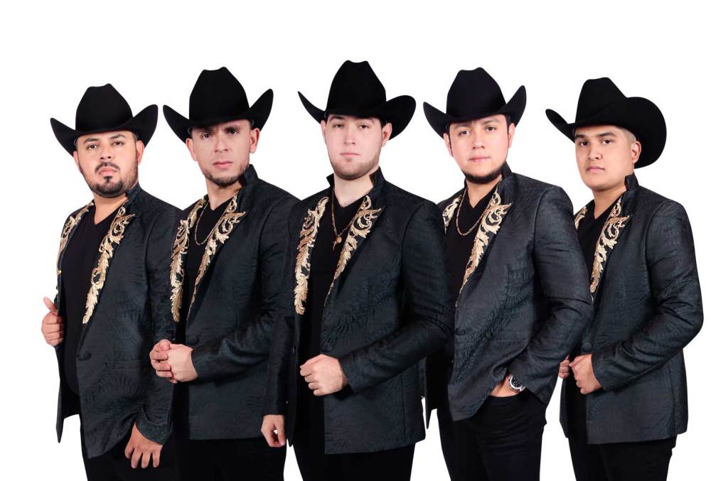 Calibre 50, Chiquis et d'autres groupes musicaux mexicains rendent hommage à RBD dans un nouvel album, ainsi que d'autres moments édifiants dans la musique latine