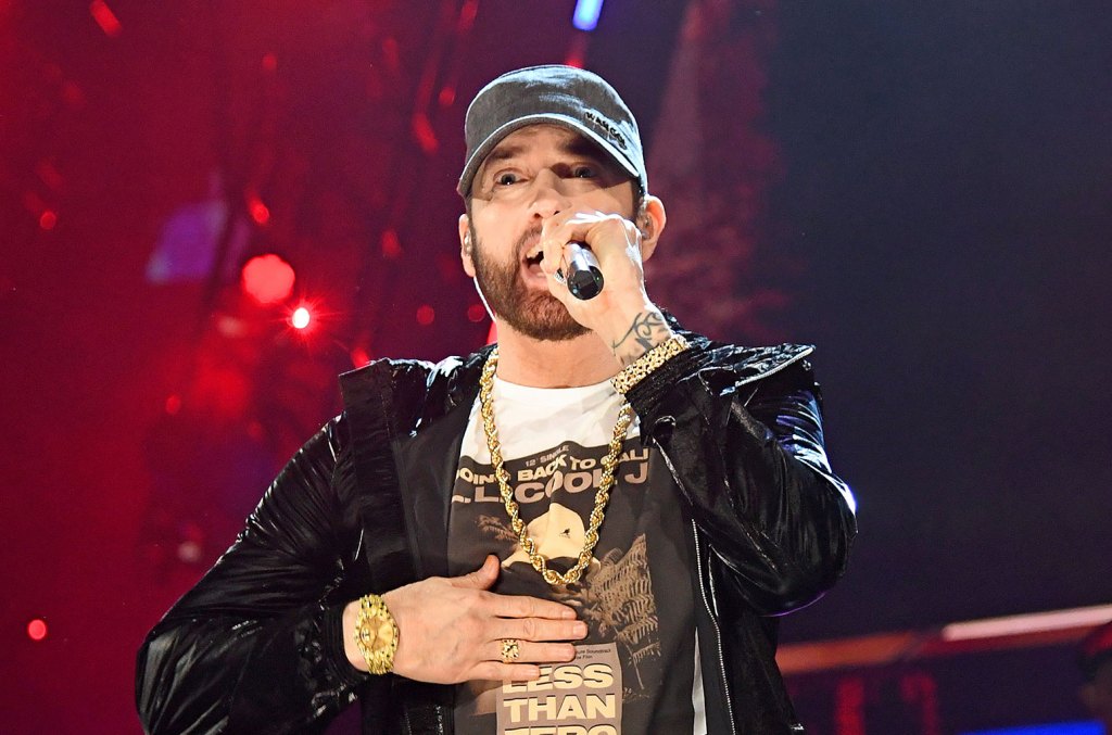 Eminem « appelle toutes les grand-mères » dans un mystérieux teaser de collaboration « Fortnite »