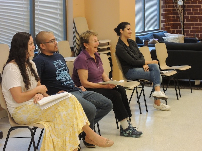 En souvenir de Dorothy (Dot) Neumann, pionnière du théâtre DC