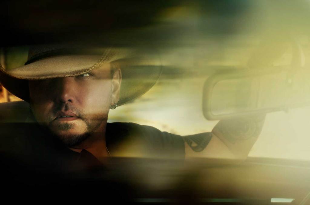 « Highway Desperado » de Jason Aldean est là : diffusez-le maintenant