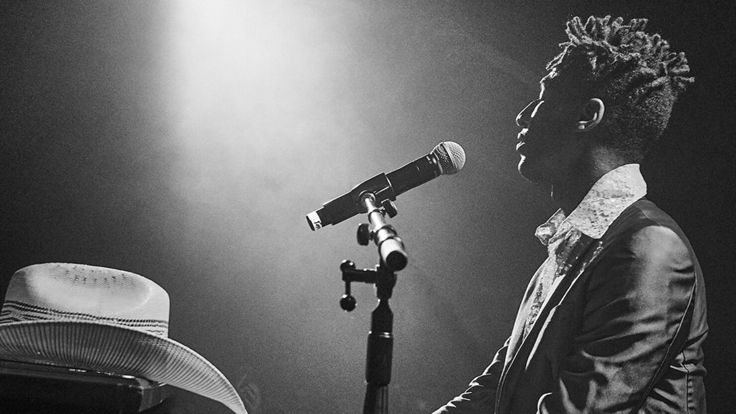 Jon Batiste prépare sa première tournée phare pour début 2024