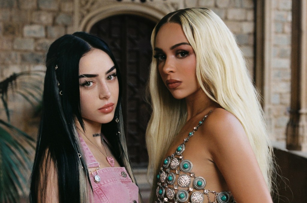 Nicki Nicole, Arcangel & More : Quelle est votre nouvelle sortie de musique latine préférée ?  Vote!