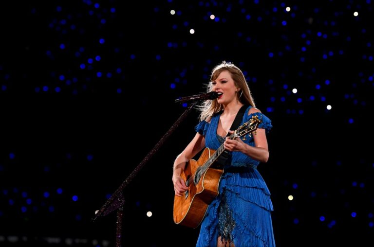 Taylor Swift « ne bat jamais les allégations de sorcellerie » après un moment de tournée Eras parfaitement chronométré