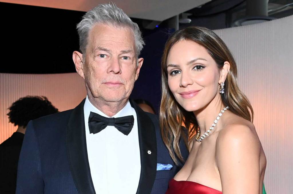 Katharine McPhee et David Foster parlent de « chansons de Noël » et enregistrent ensemble pour la première fois depuis l'époque de « Idol »