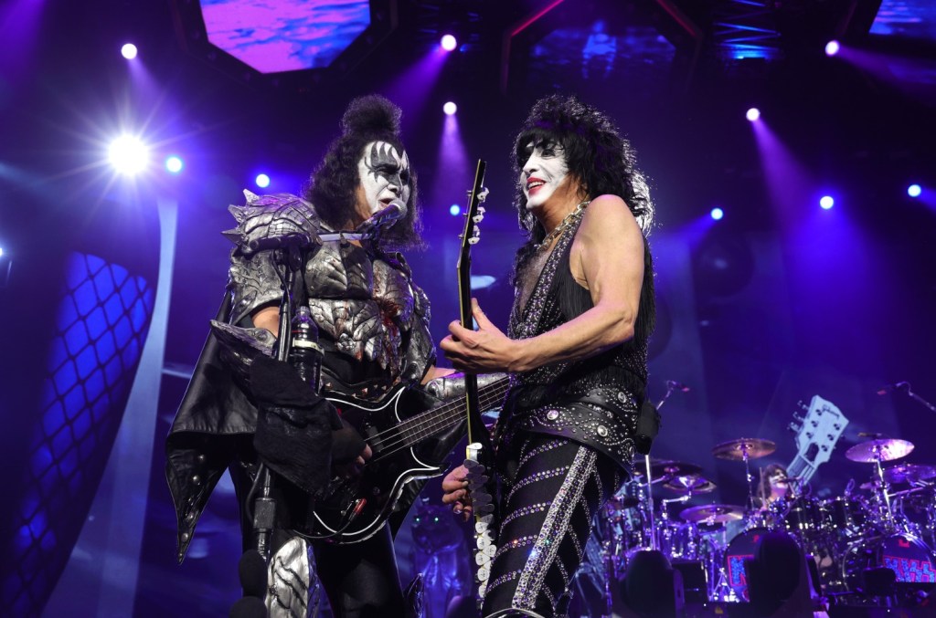 Kiss annonce une « nouvelle ère » avec des avatars numériques après son dernier concert à New York