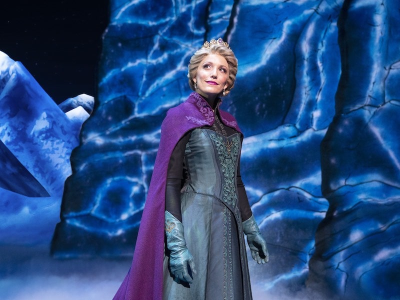 "La Reine des neiges" de Disney réchauffe les cœurs de tous âges, en tournée au Kennedy Center