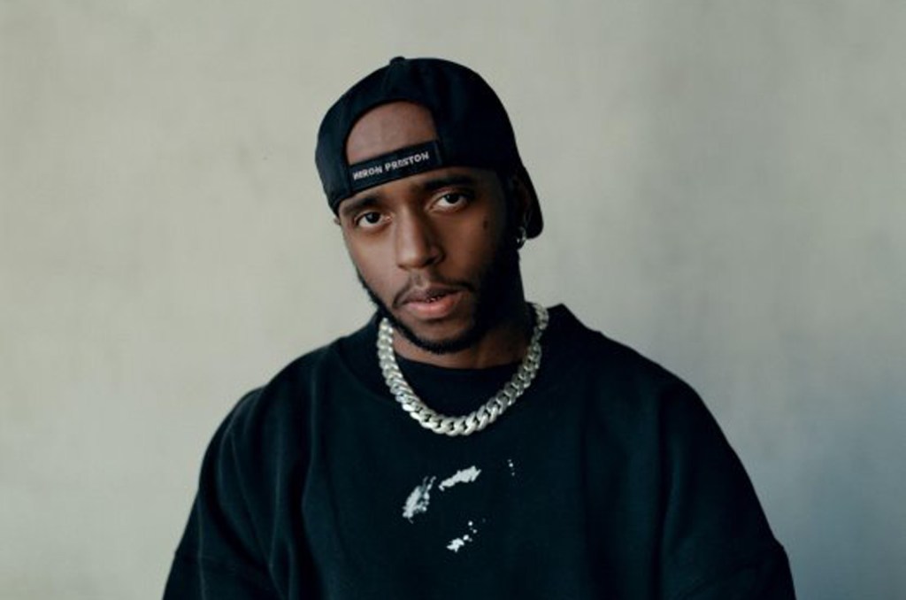 6LACK parle de la nomination aux Grammy Awards et de la découverte d'une approche plus saine de la vie
