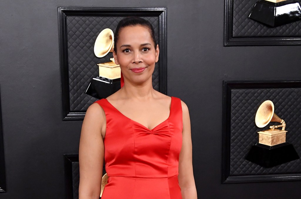 La Recording Academy n'offre désormais qu'un seul billet gratuit aux membres qui obtiennent des nominations aux Grammy Awards
