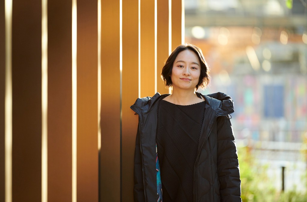 Le chef d'orchestre japonais Yukari Saito parle de la communication avec l'orchestre et plus : interview avec Billboard Japan Women in Music