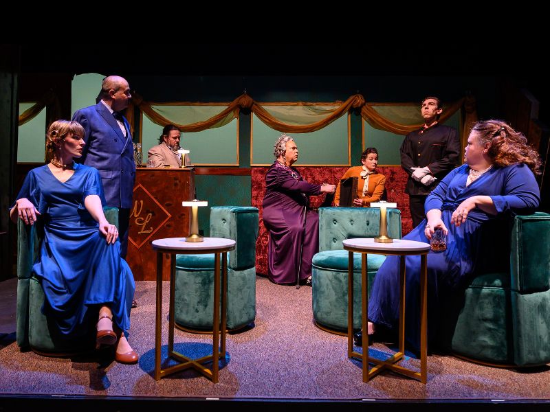 Tous à bord pour le mystère et le rire dans "Meurtre sur l'Orient Express" chez Reston Community Players