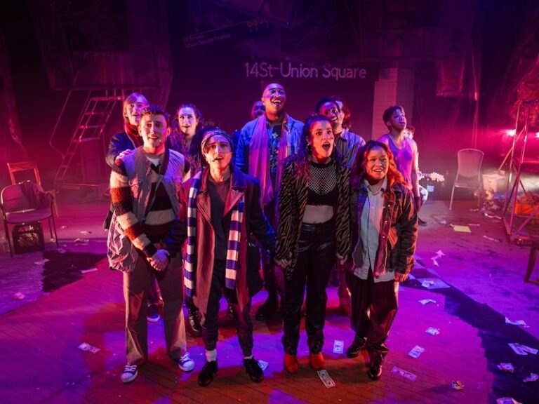 Un « Rent » revitalisé du théâtre non conventionnel Iron Crow de Baltimore