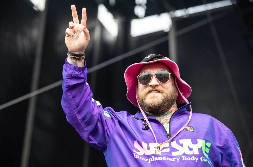 Voici les paroles de « Lose Control » de Teddy Swims