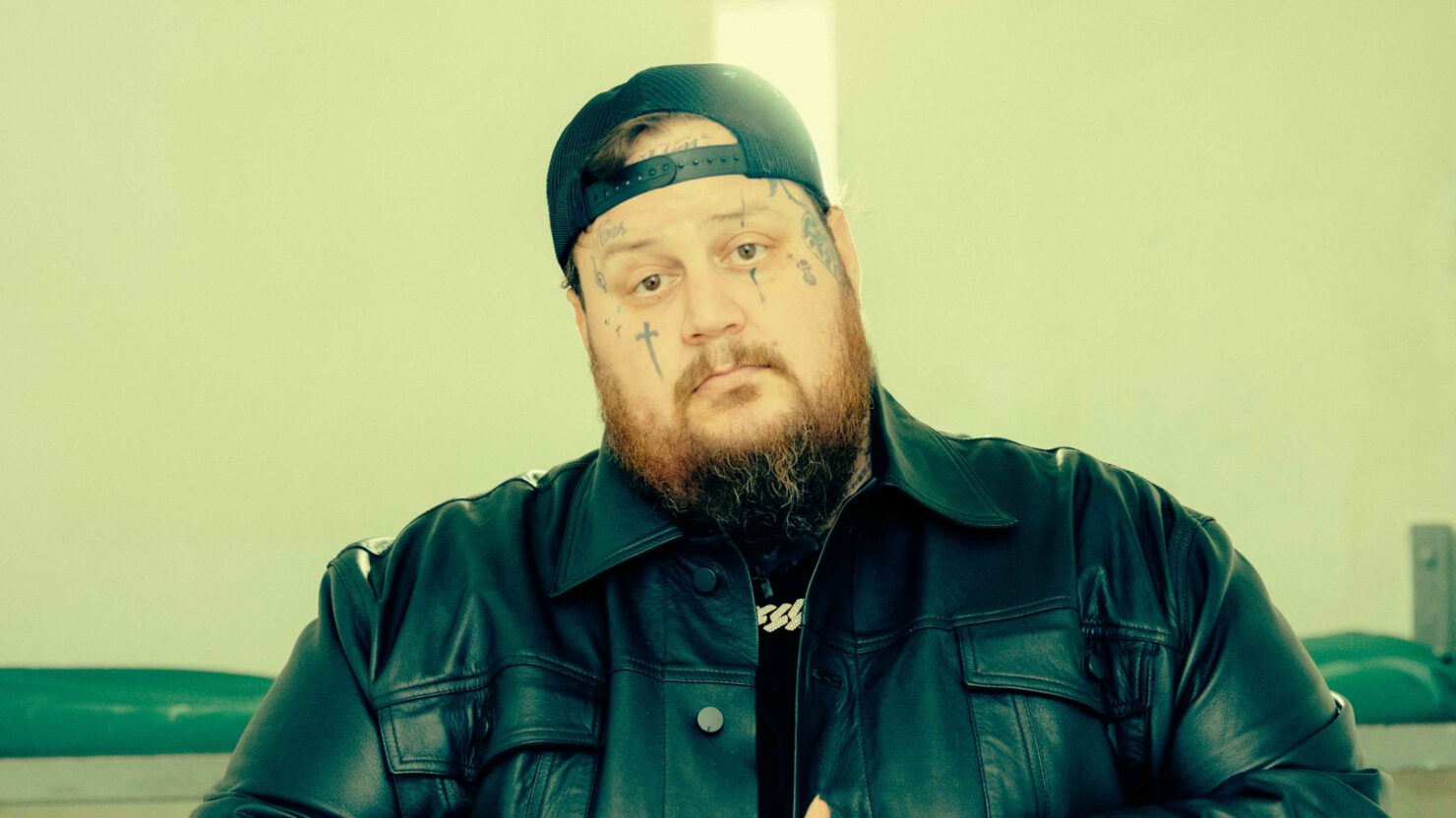 Jelly Roll va grand pour la tournée Beautifully Broken 2024