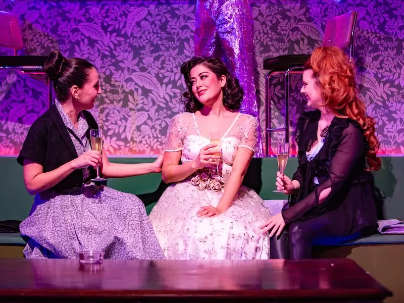 Le triomphal "Las Hermanas Palacios" adapte les "Trois Sœurs" de Tchekhov au GALA