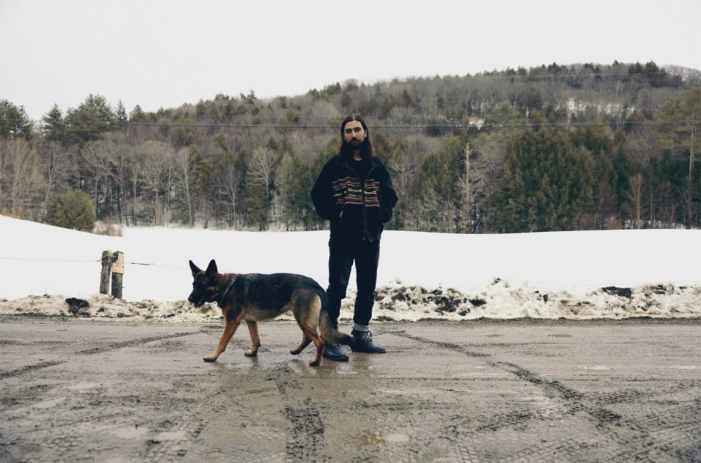 Noah Kahan décroche le double du classement britannique avec « Stick Season »