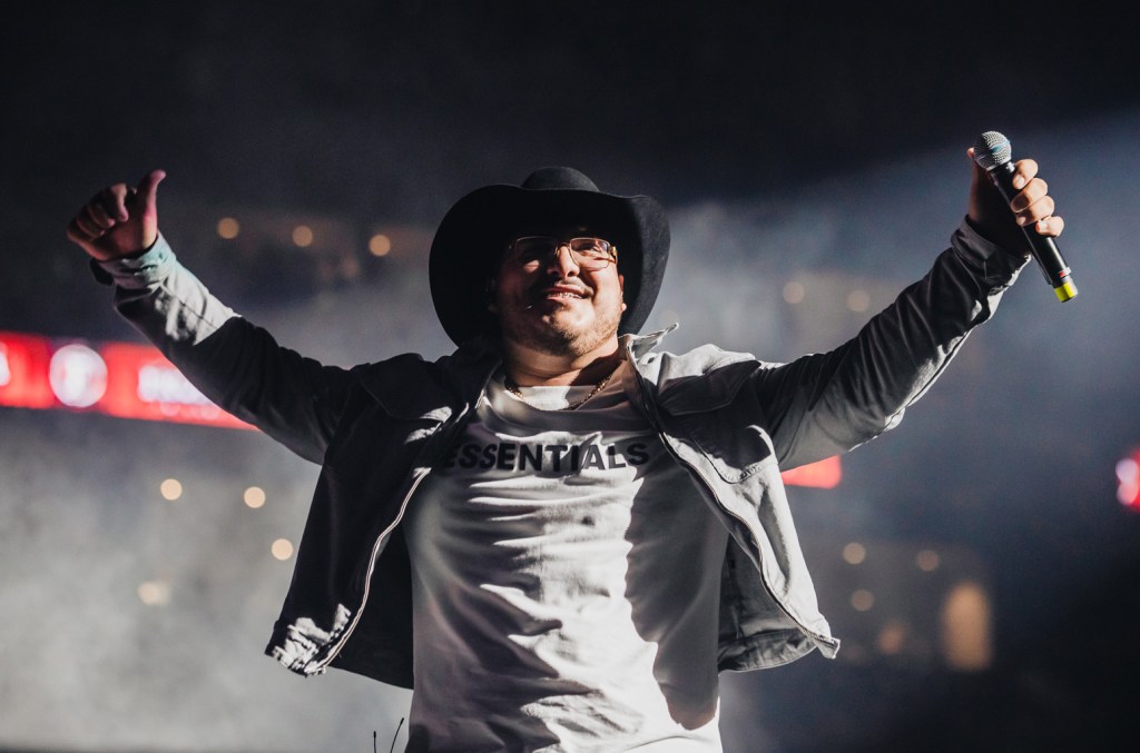 Grupo Frontera présente la collaboration de Shakira au Bésame Mucho Fest