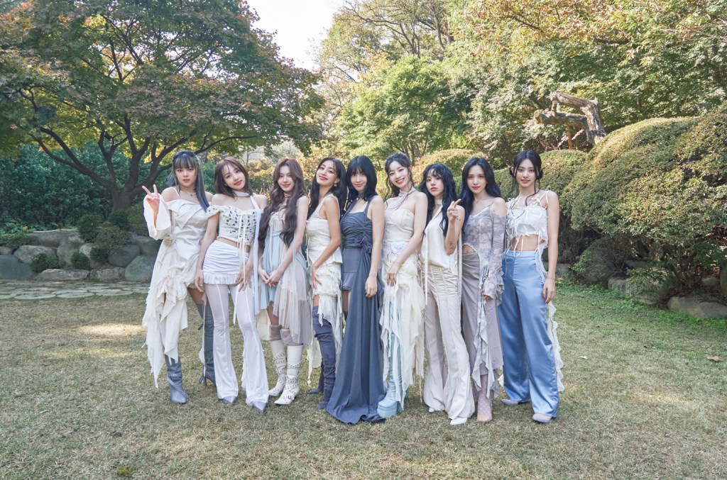 TWICE atteint le premier album n°1 du classement Billboard 200 avec « With YOU-th »