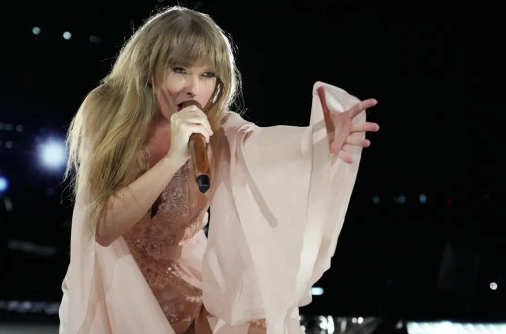Taylor Swift et SEVENTEEN dominent les classements mondiaux des albums IFPI pour 2023
