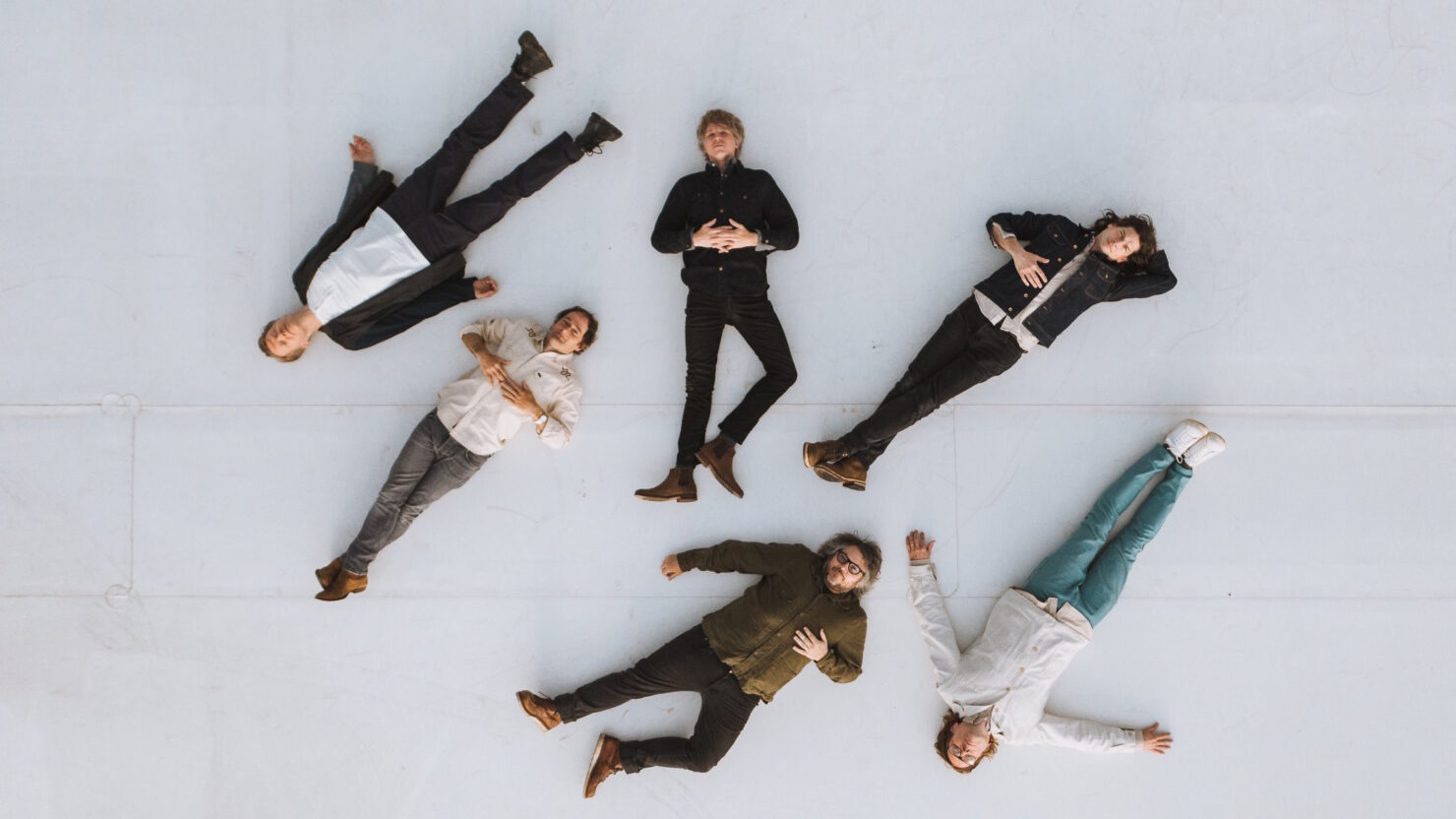 Wilco présente les dates de sa tournée d'été 2024, y compris des tournées de plusieurs nuits à Chicago et à New York