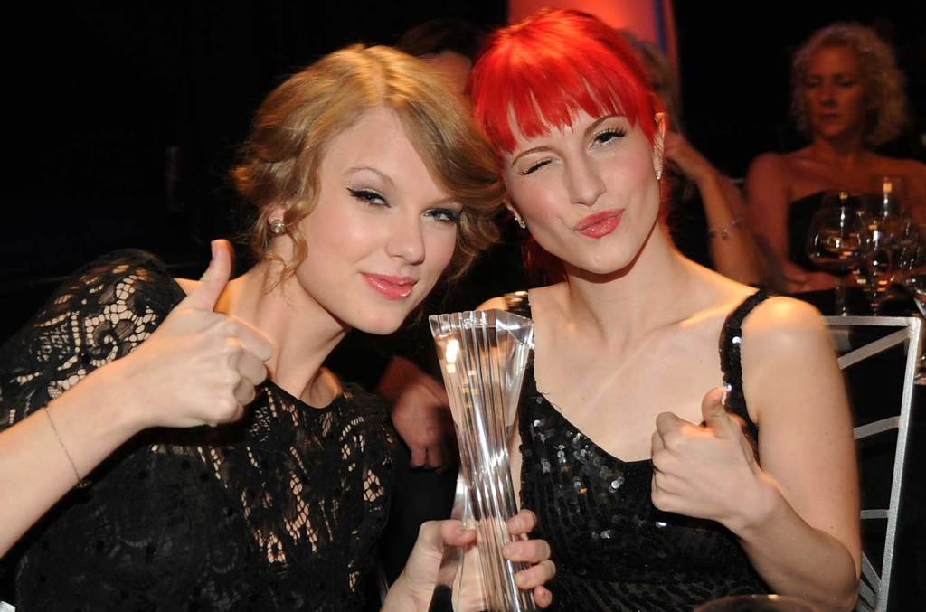 Hayley Williams est « tellement prête » à tourner avec Taylor Swift