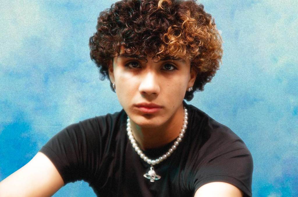 DannyLux réalise le rêve de retraite d'un vendeur âgé et d'autres moments édifiants dans la musique latine