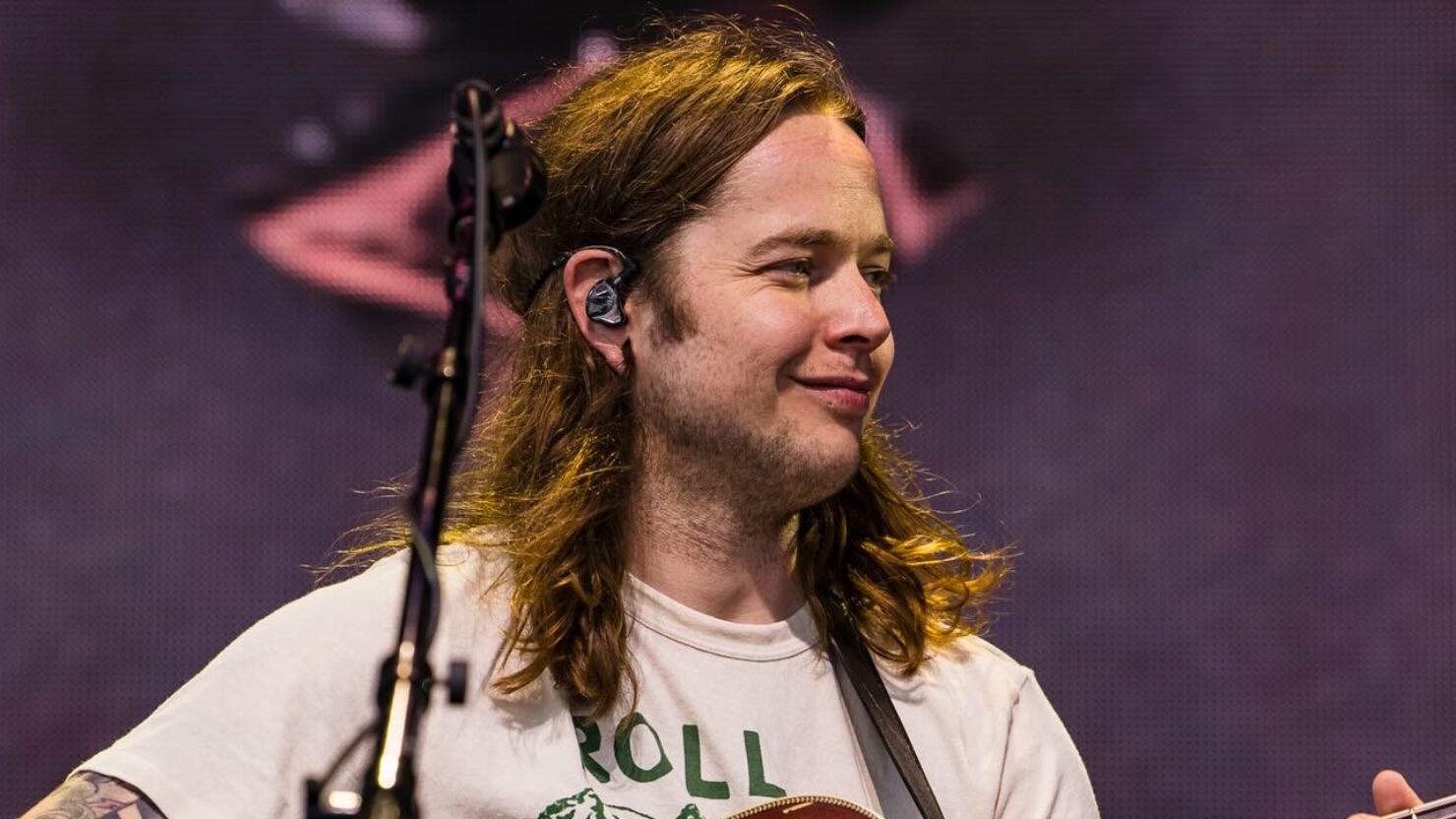 Billy Strings discute du nouvel album, de Journey To Stardom et plus encore sur le podcast 'WTF With Marc Maron'