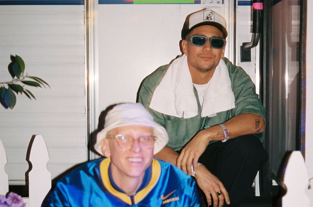 Donavan's Yard annonce une immense soirée de quartier dans une salle de danse à Los Angeles