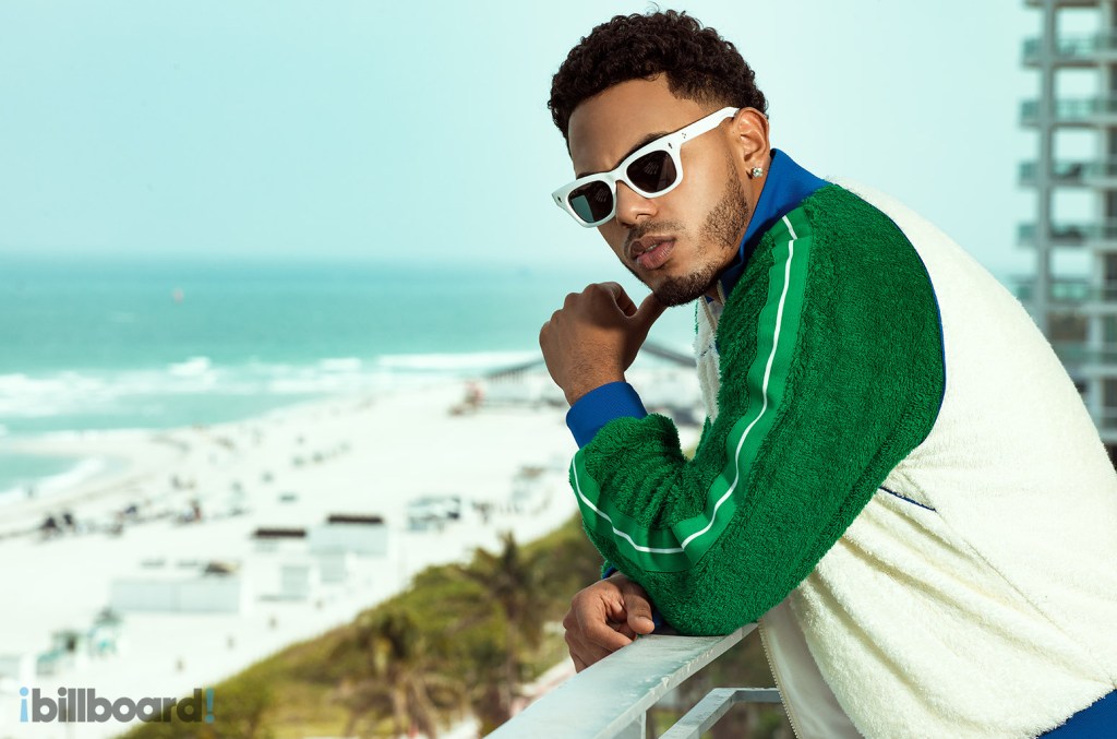 "La Capi" de Myke Towers atteint la première place du classement Tropical Airplay