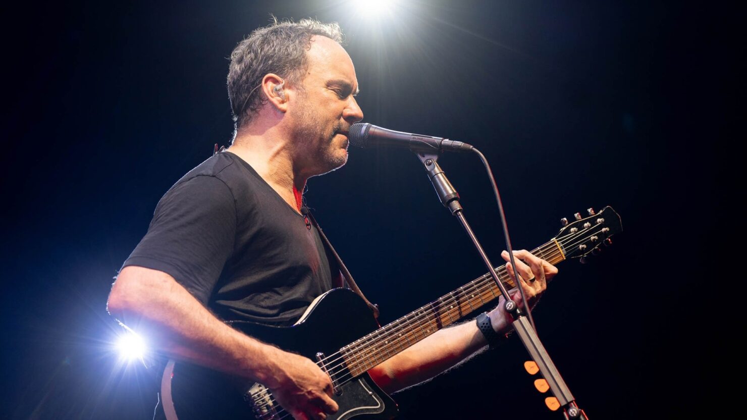 Le groupe Dave Matthews lance sa tournée estivale américaine 2024 à Tampa