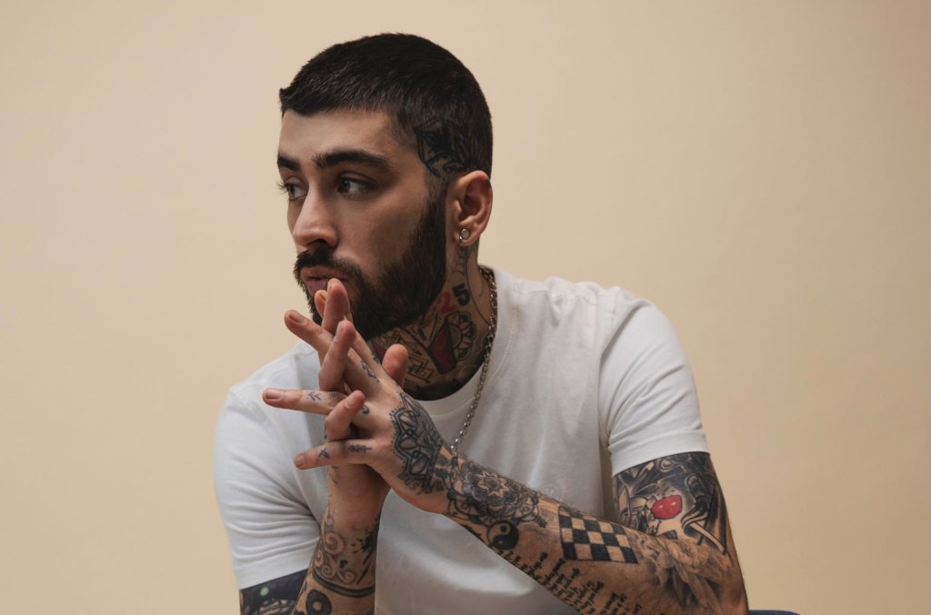 Les fans choisissent "Room Under the Stairs" de Zayn comme nouvelle musique préférée de la semaine