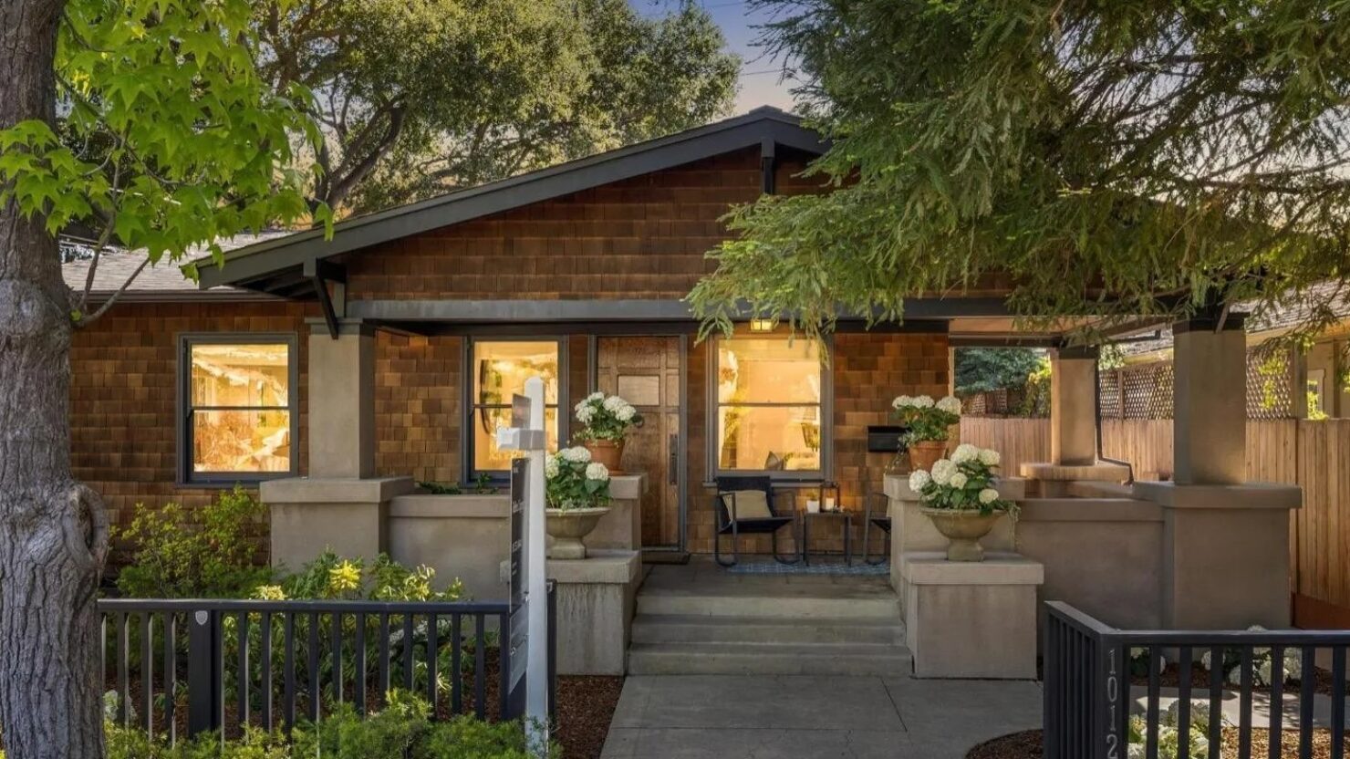 Achetez la maison où Jerry Garcia a trouvé le nom de Grateful Dead