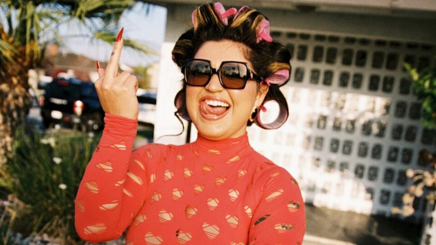 Remi Wolf fait appel à Kenny Beats, Leon Michels et Dap-Kings pour la ballade "Motorcycle"