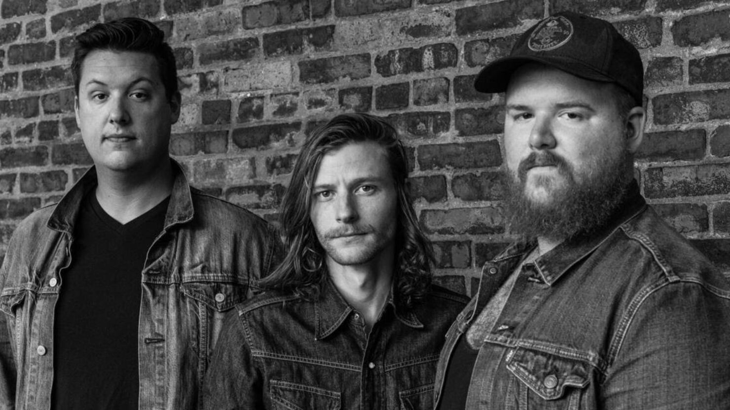 The Ghost Of Paul Revere partage un single « Twist » inédit