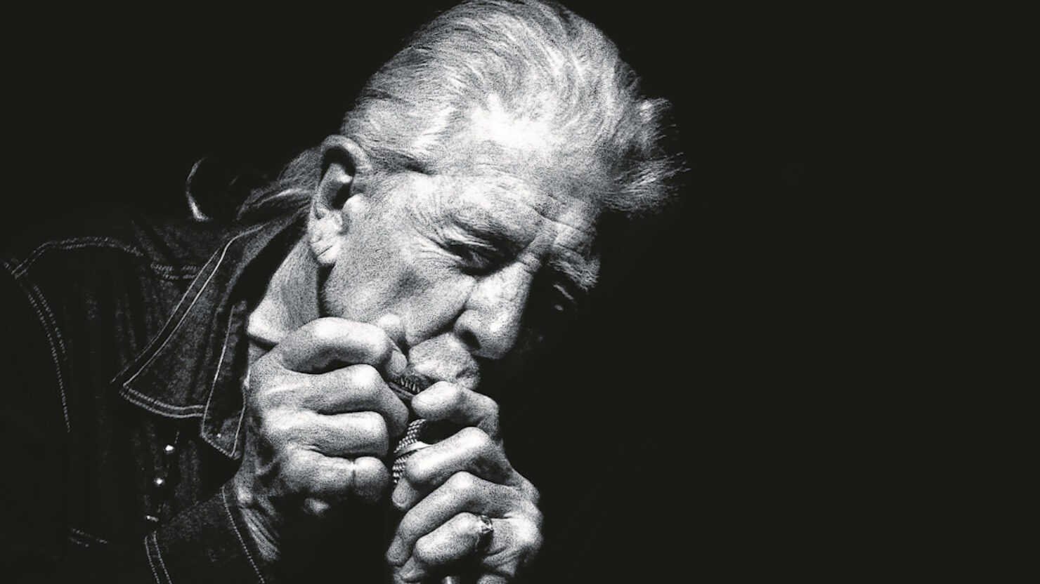 Regardez la légende du blues britannique jouer sur « Letterman » en 1990