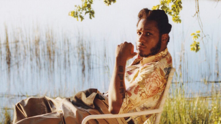 Leon Bridges annonce la tournée Leon