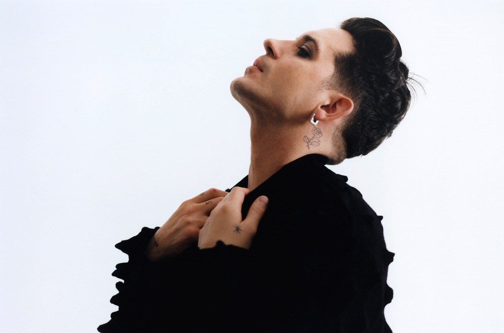 Les fans de musique pensent que le couplet de G-Eazy sur le remix de « Work » d'ATEEZ est un appel à Halsey : « Ce n'était pas sur ma liste de bingo »
