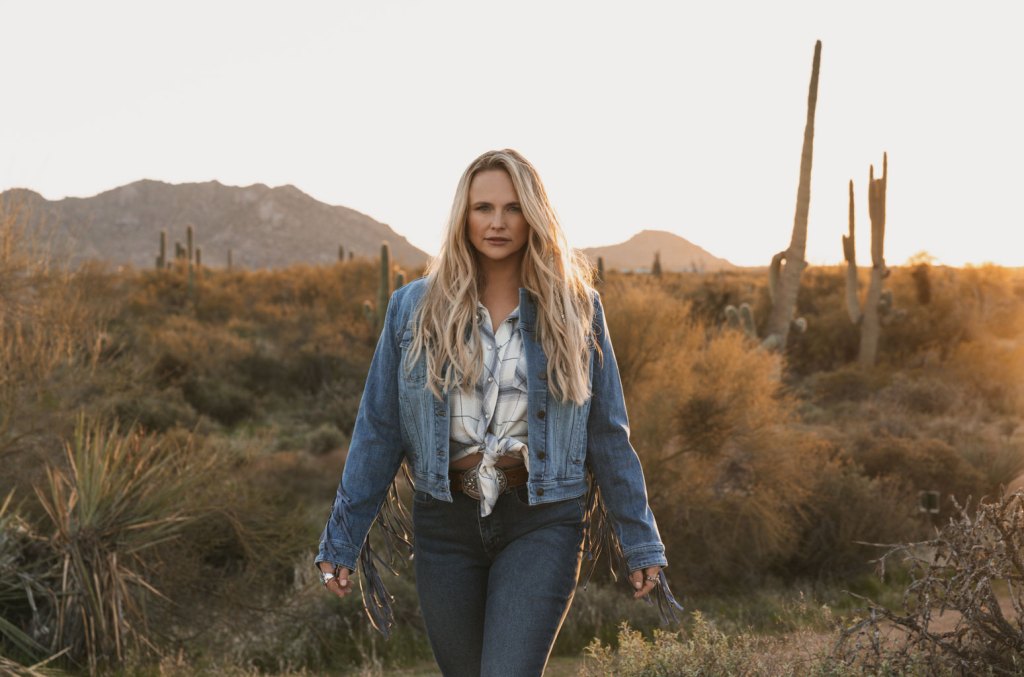 Miranda Lambert confie à Bunnie XO qu'elle a « atteint un niveau d'épuisement professionnel assez élevé l'été dernier »