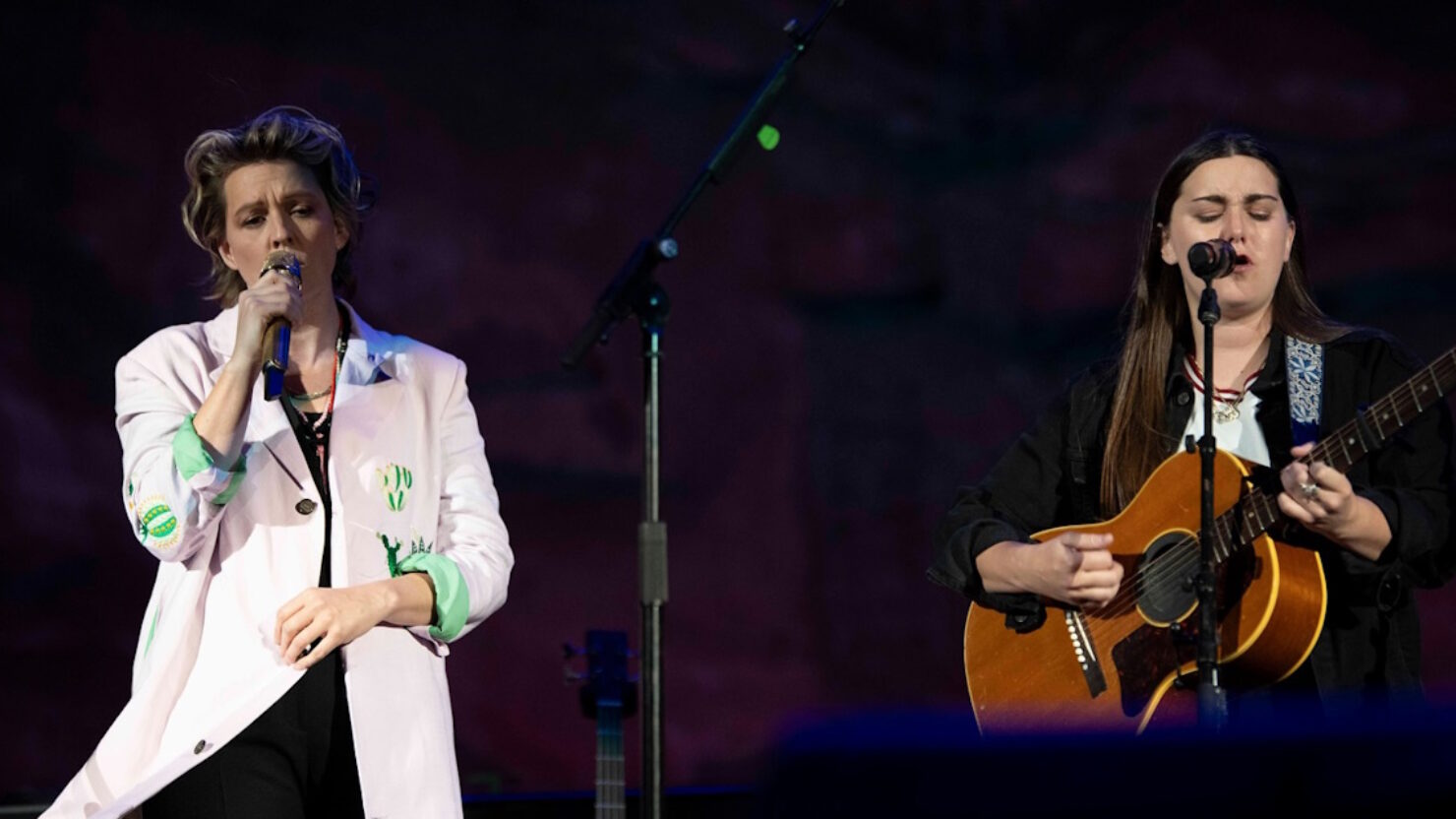 Brandi Carlile invite Katie Pruitt au concert de Red Rocks avec le Colorado Symphony